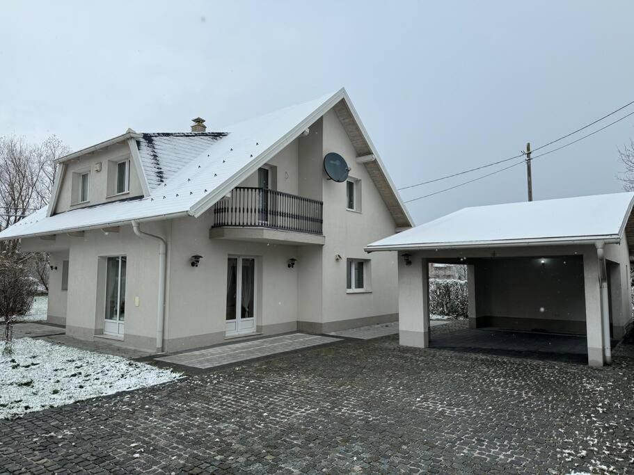 Osik Villa
