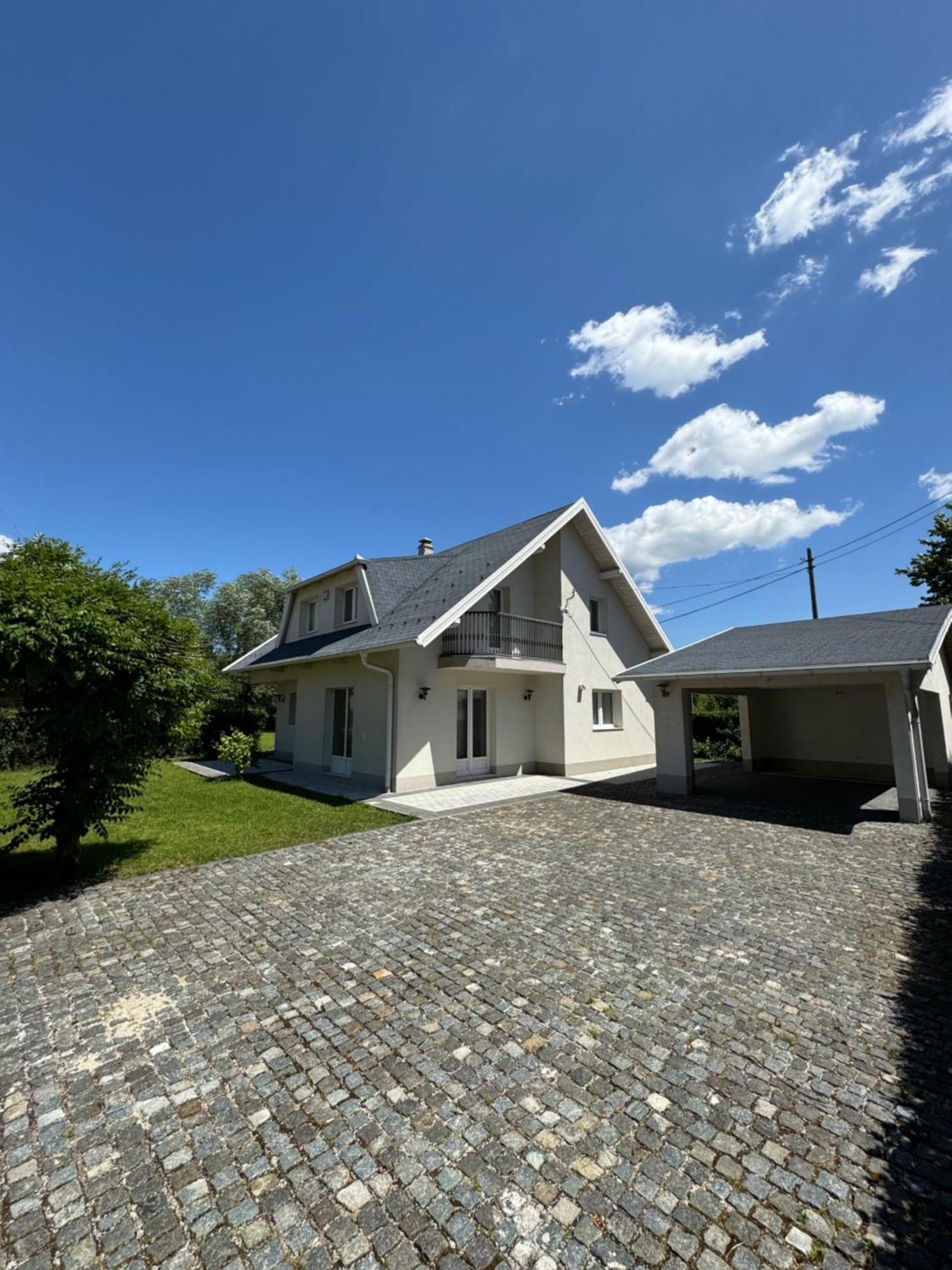 Osik Villa